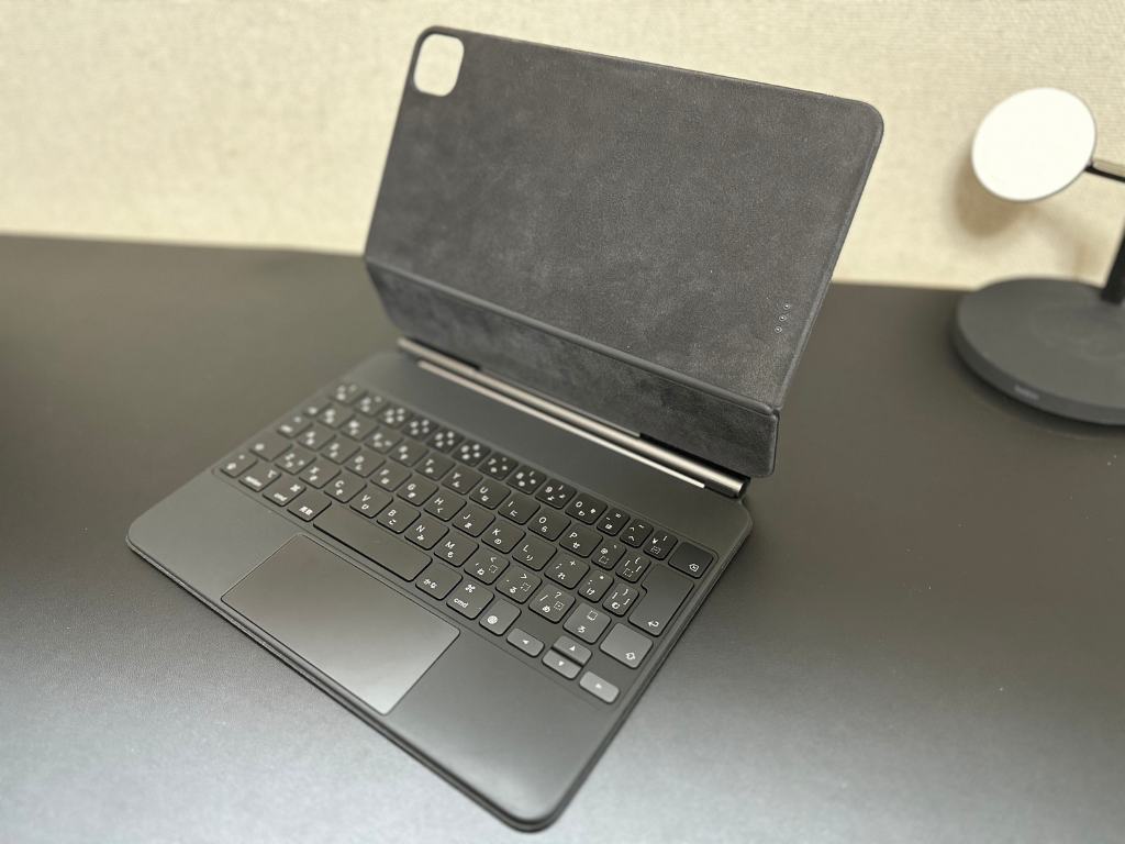 iPad Magic Keyboard 外観