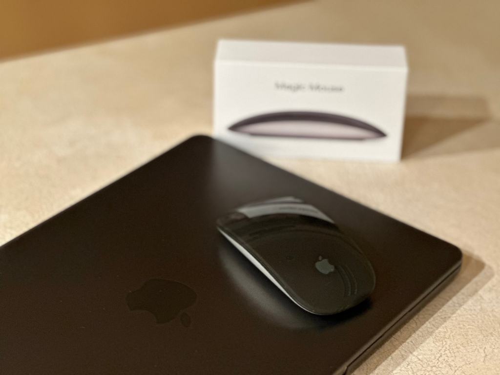 SALE人気セールApple Magic Mouse第3世代　黒 マウス・トラックボール